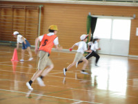 ①